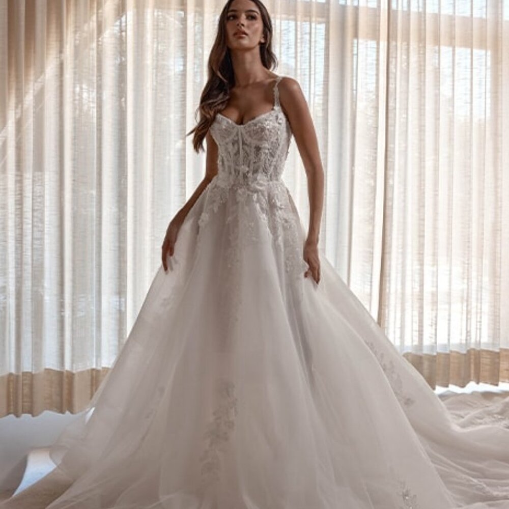 Most beautifull wedding gown